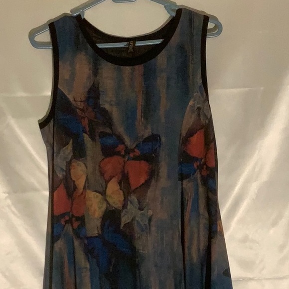 Lavena Butterfly summer dress! Sz medium 🦋 - Picture 2 of 2
